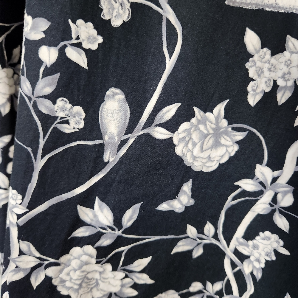 Talbots Navy Blue with Birds & Birdcages fully Lined Skirt Scalloped Hem Size 10 - Picture 5 of 10
